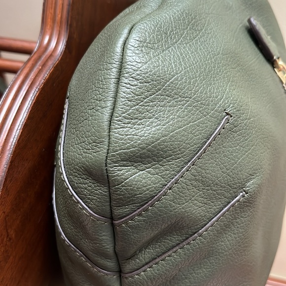 Oryany Selena Shoulder / Crossbody bag chain strap details  Dark sage green/gold - Picture 12 of 17